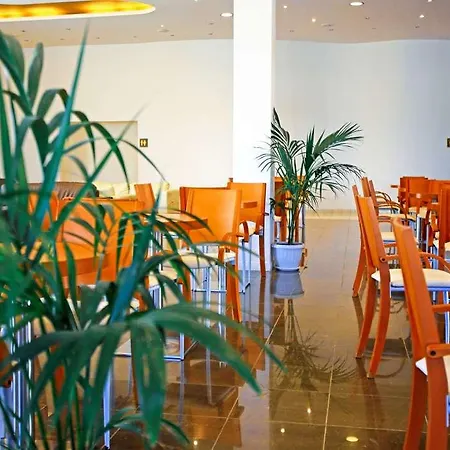 White Olive Marine Aquapark Hotel 4*