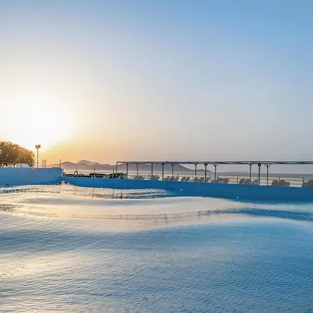 White Olive Marine Aquapark Tigaki