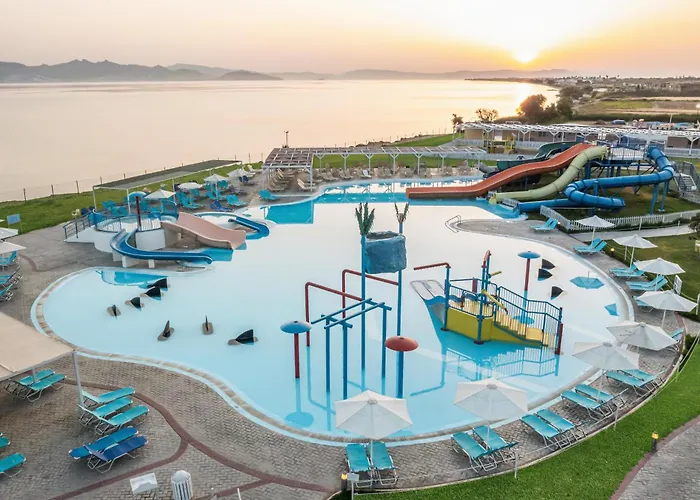 White Olive Marine Aquapark 4* Tigaki