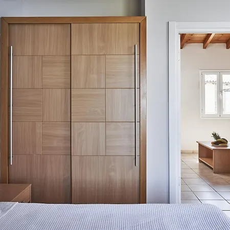 White Olive Marine Aquapark Hotel