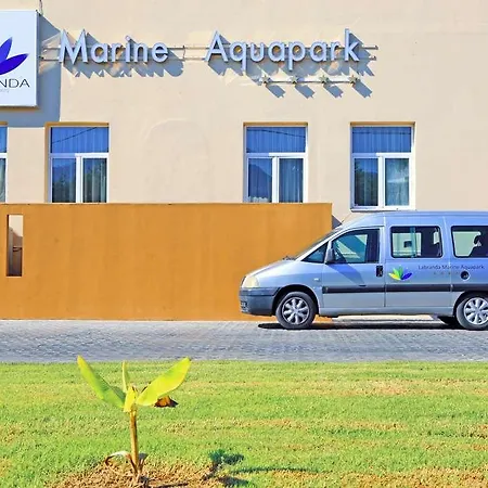 Hotel White Olive Marine Aquapark