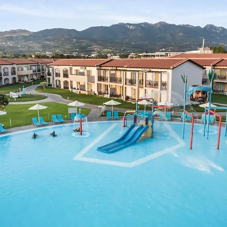White Olive Marine Aquapark