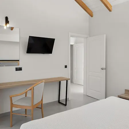 White Olive Marine Aquapark Hotel