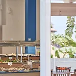 White Olive Marine Aquapark 4*