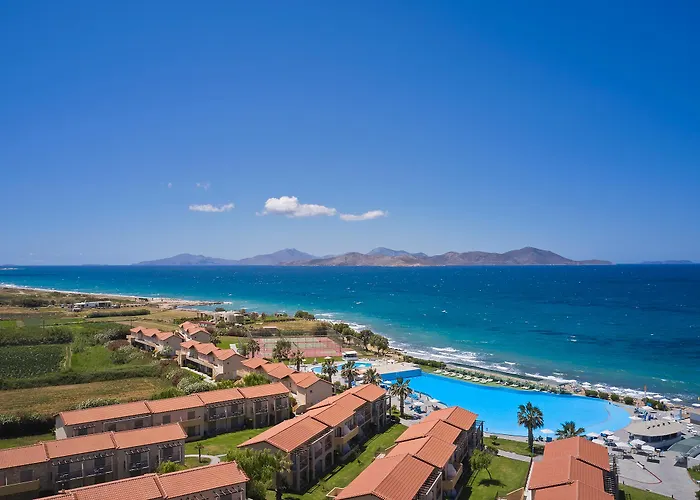 White Olive Marine Aquapark Отель Тигаки