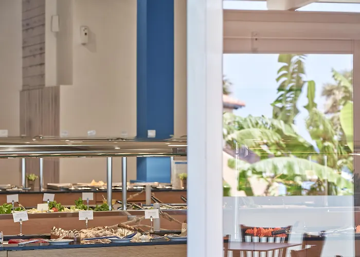 White Olive Marine Aquapark 4*