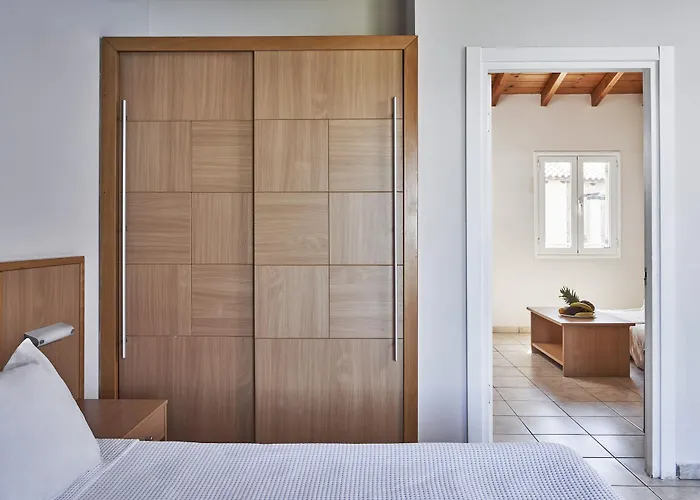 White Olive Marine Aquapark Отель