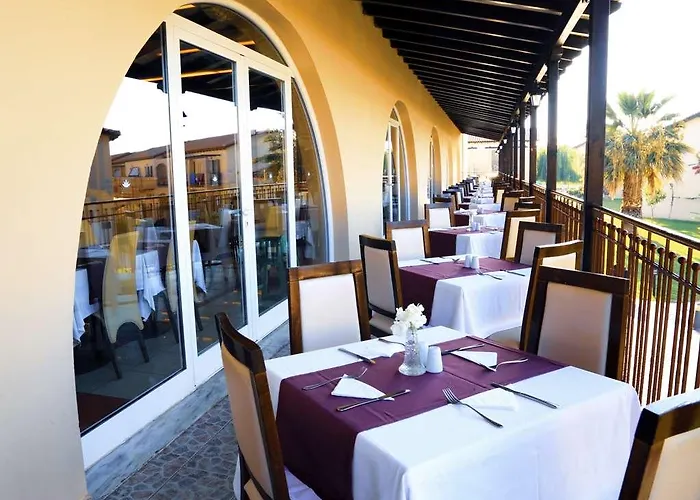 White Olive Marine Aquapark Отель